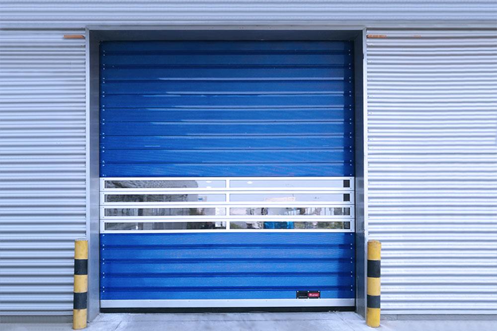 点评彩钢板卷帘门