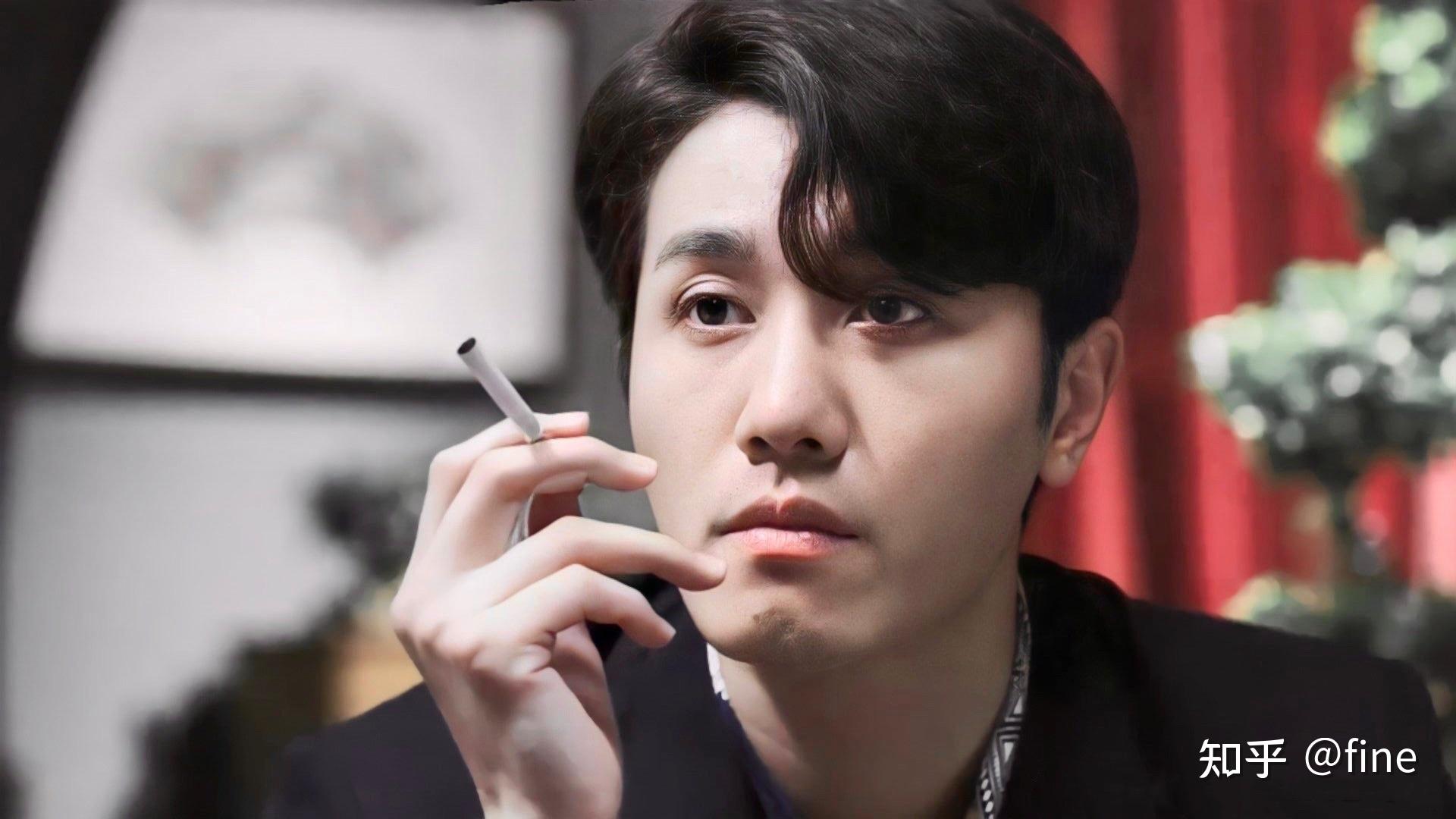 有没有伙伴分享下彭冠英的帅照 看掌中之物被圈粉了诶! - 知乎