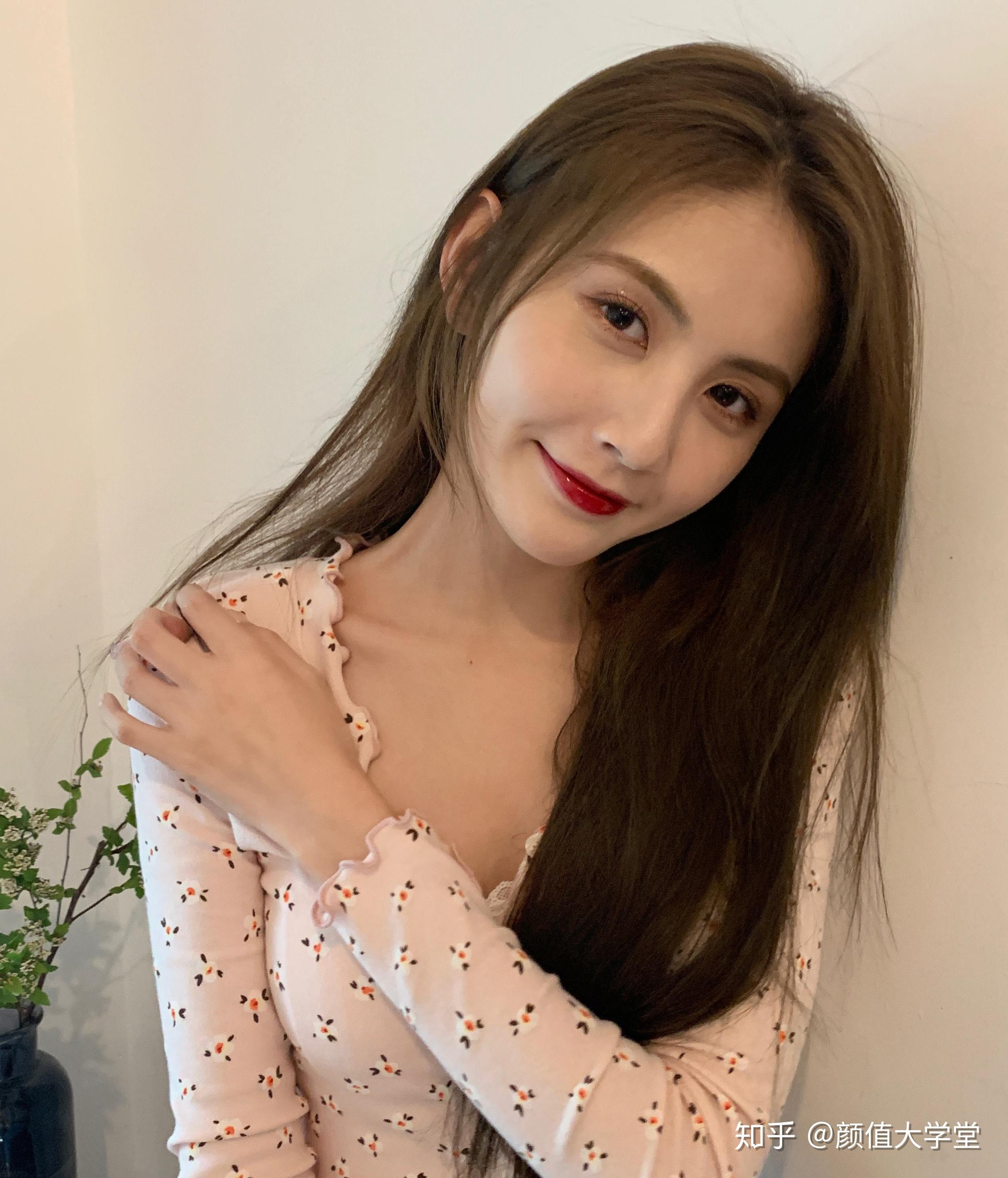 王思聪恋情疑似曝光女方为网红甜仇你想说什么