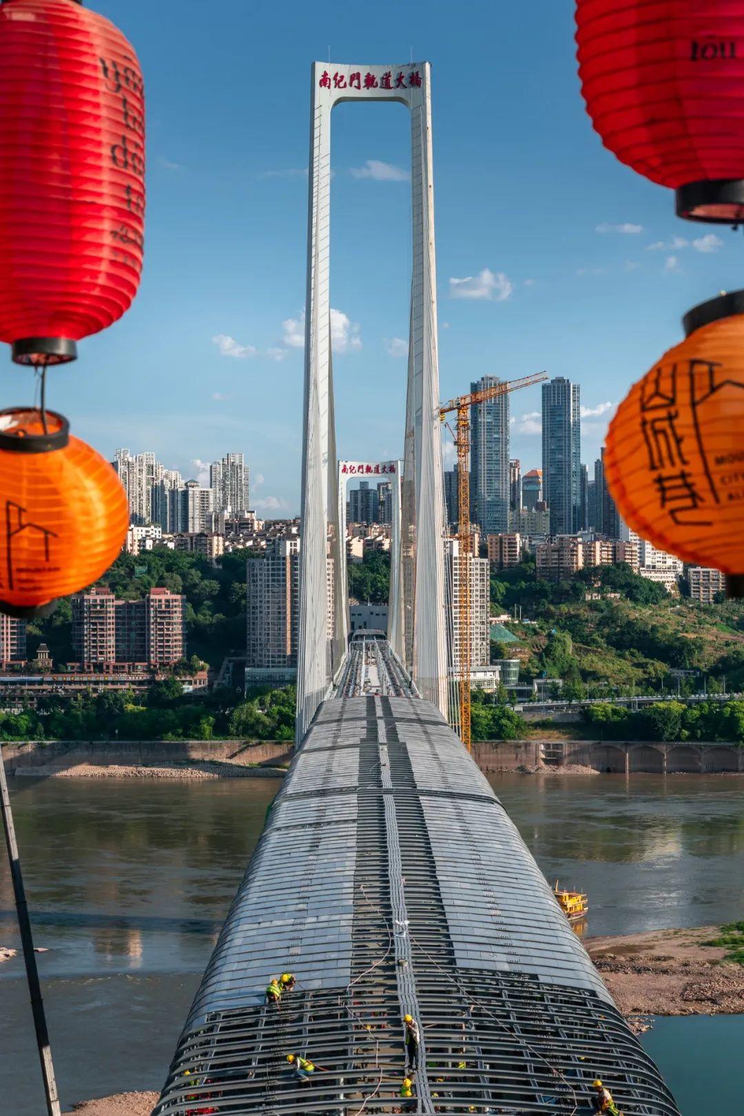 中国魔幻第一城,藏着16000座最魔幻的大桥!