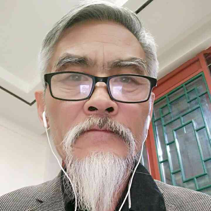 意式咖啡机的压强与粉碗直径的关系