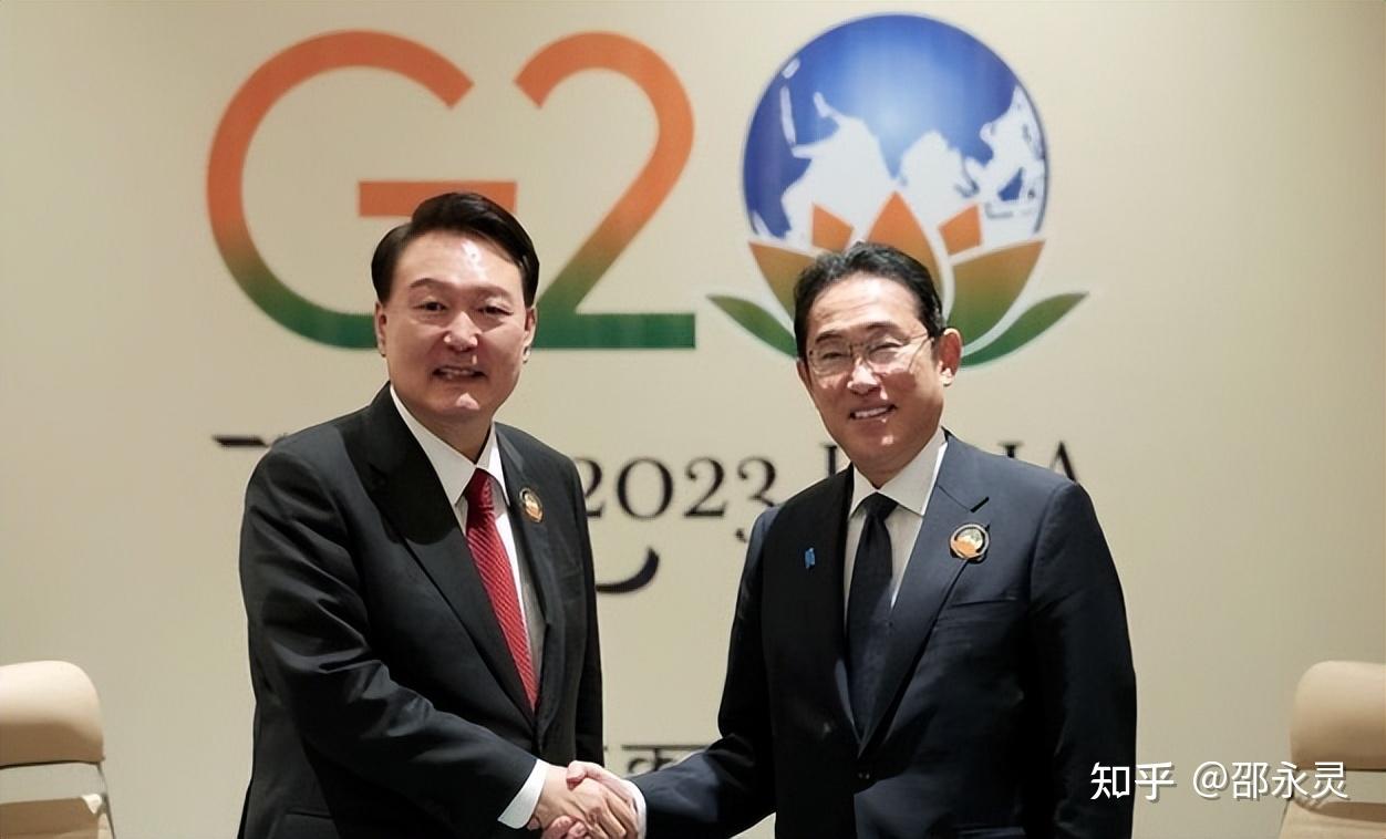 比如,先前中日韩三国外长举行会晤时,韩国政府特意将会晤地点选在釜山