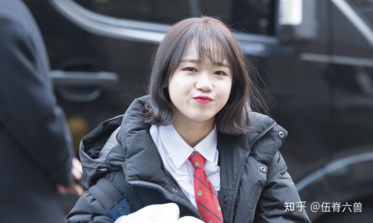 姐妹情深wekimeki成员磪有情因病暂休金度妍把她带在身边太感人