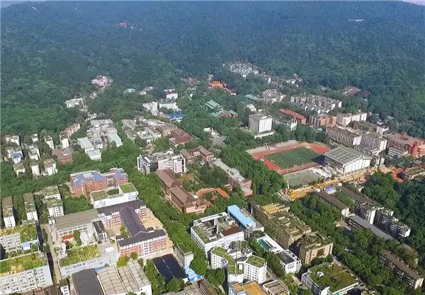 湖南大学1300亩新校区图片