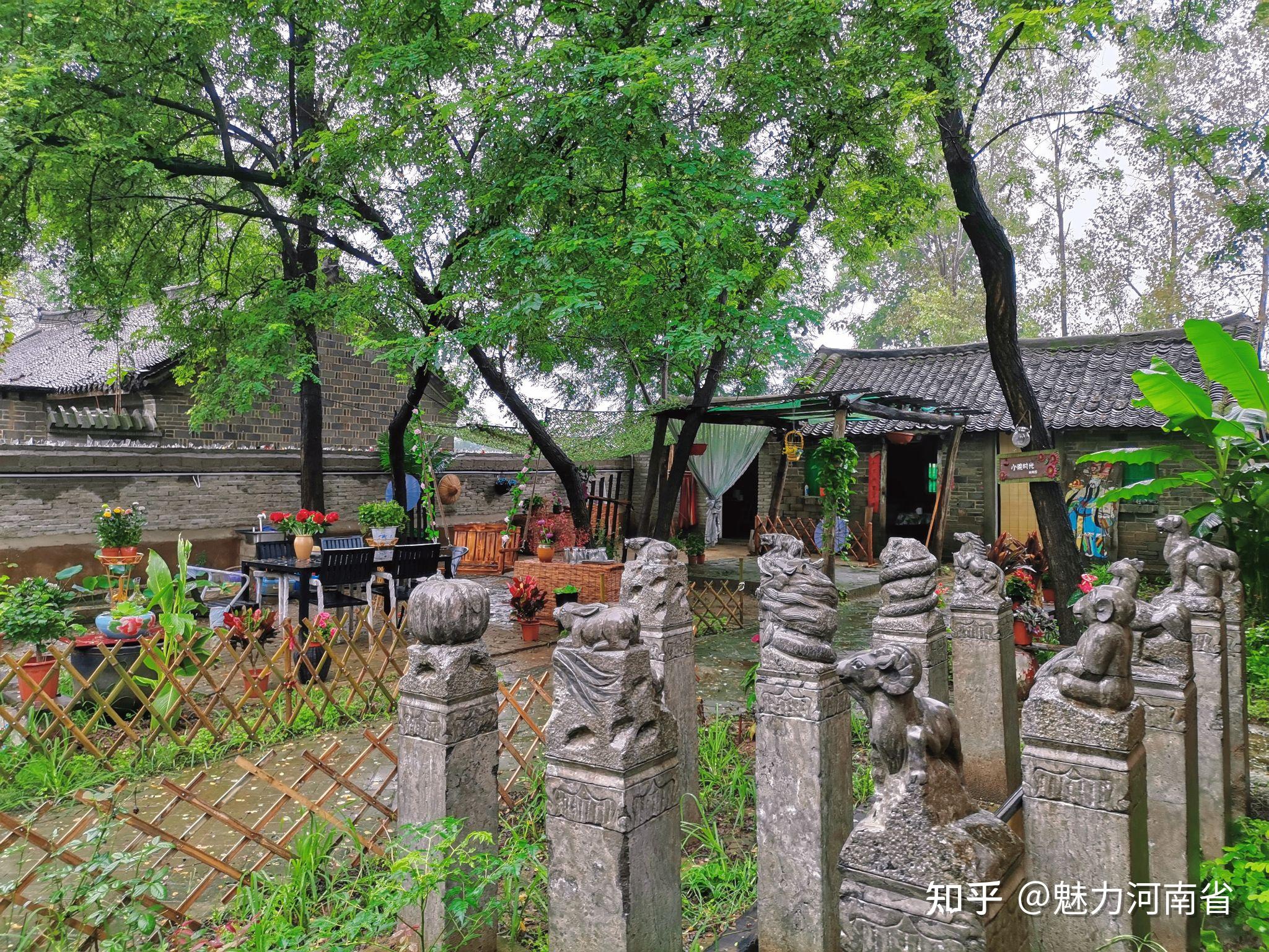 南阳画家村画家靳晓艺术工作室