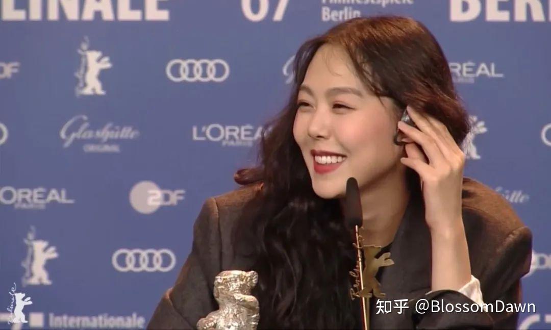 昂扬又忧郁的欲金敏喜的美是在讲故事