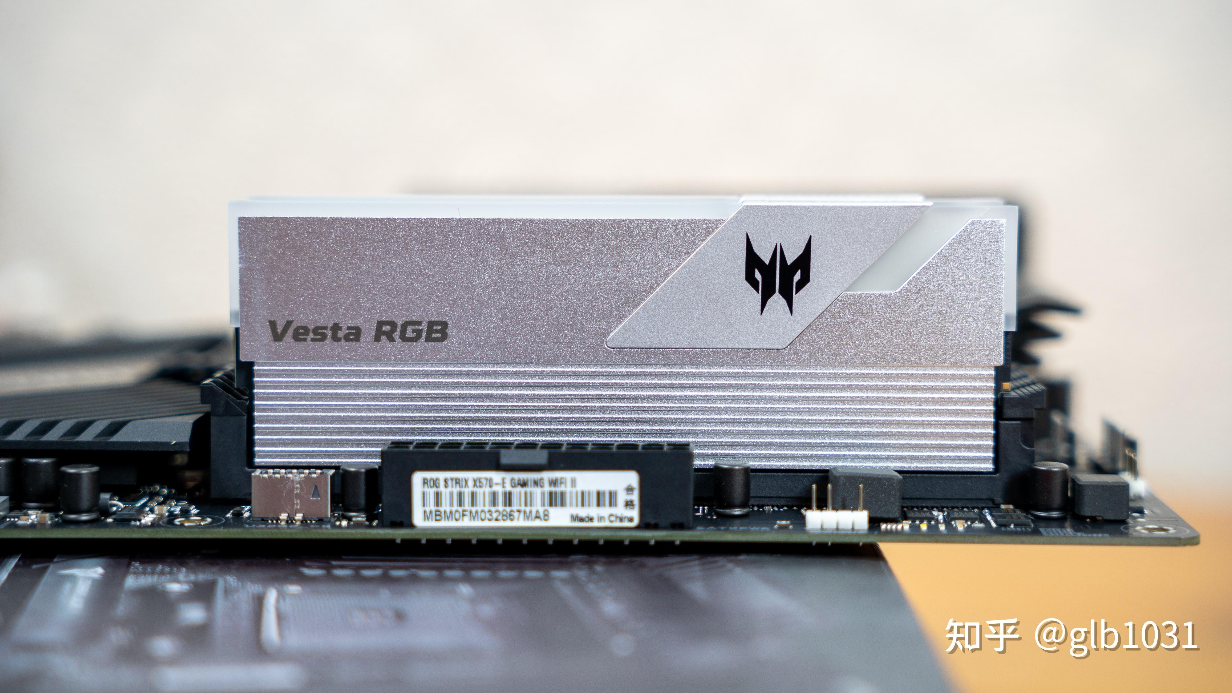 16gb內存:宏碁掠奪者vesta ddr4 3600 16gb x2 c14ssd:希捷 酷玩530