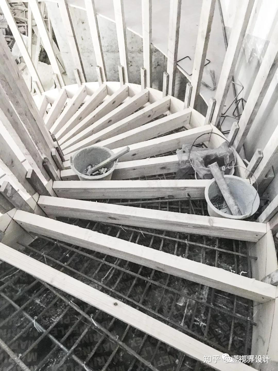 上海楼梯展 | 40款弧形楼梯设计案例，分享它的美吧！！！！_大宅