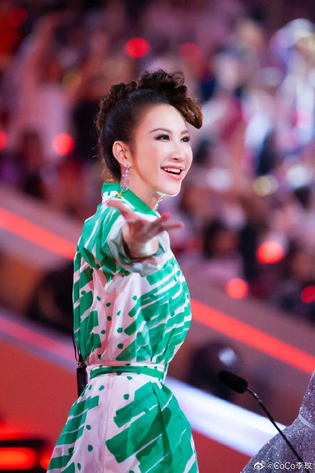 时髦办迪士尼好会22年后为花木兰把李玟找来了