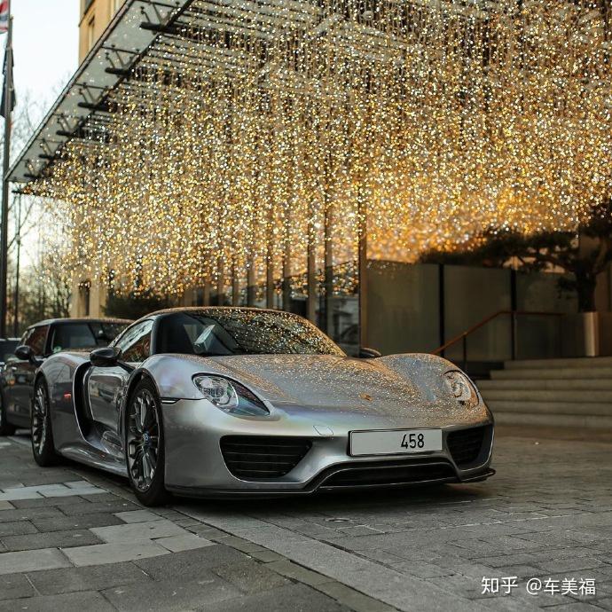 跑车轮胎为什么宽 v2-031252bba825085b68f6e5268601cd24_r.jpg