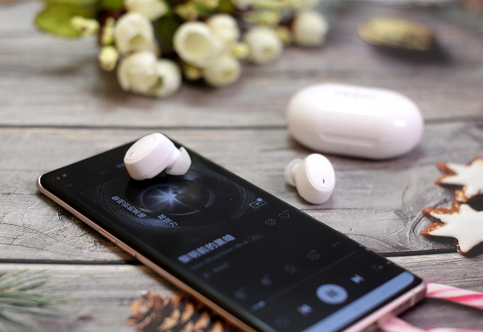 豆状设计定位亲民oppoencow31灵动版真无线蓝牙耳机