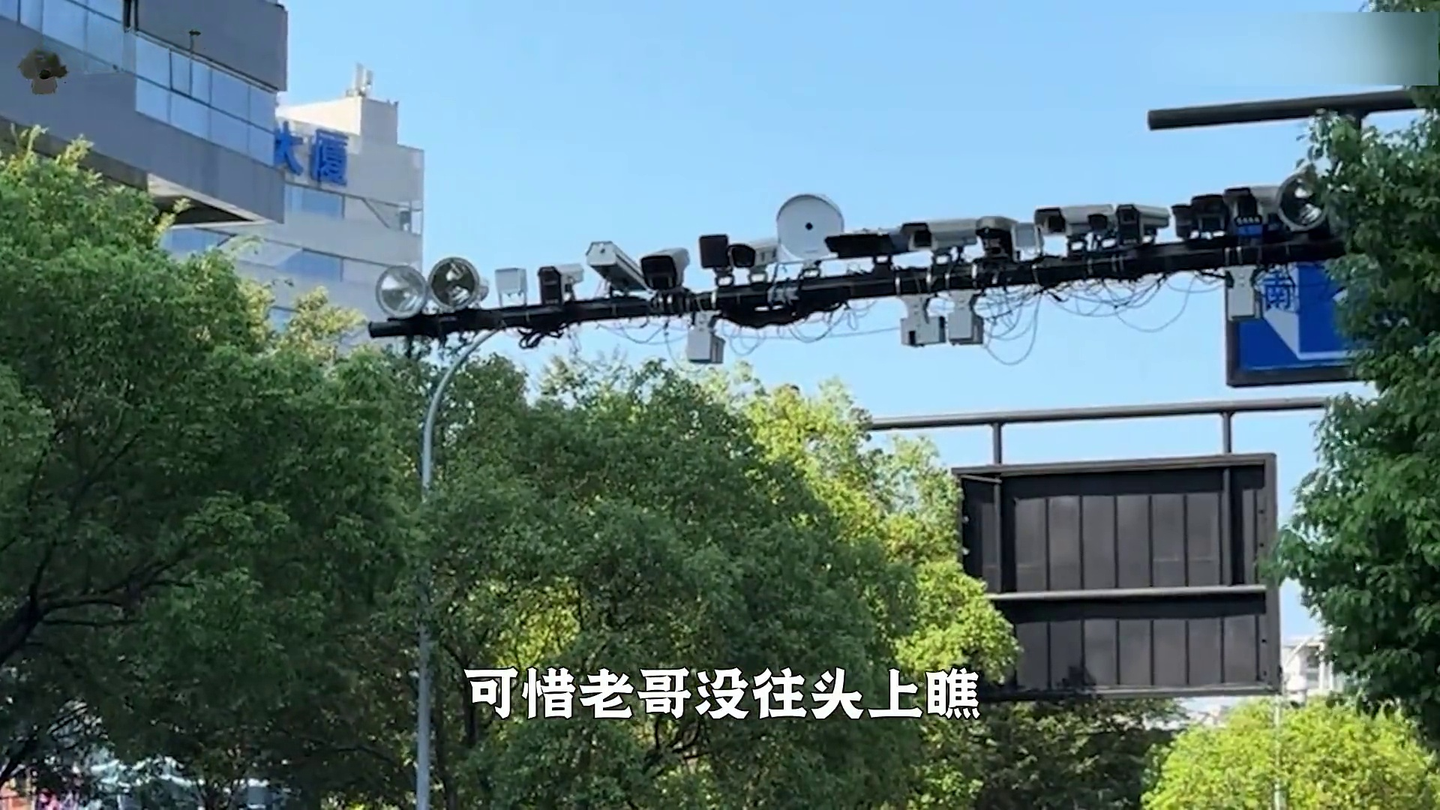杭州礼让川渝蜀道山西国道!司机们:要险些分扣光,差点见阎王!