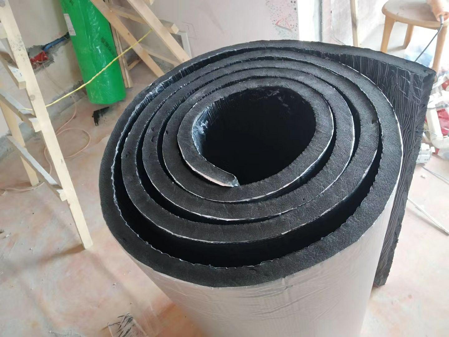 室内改造装修隔音棉开始安装