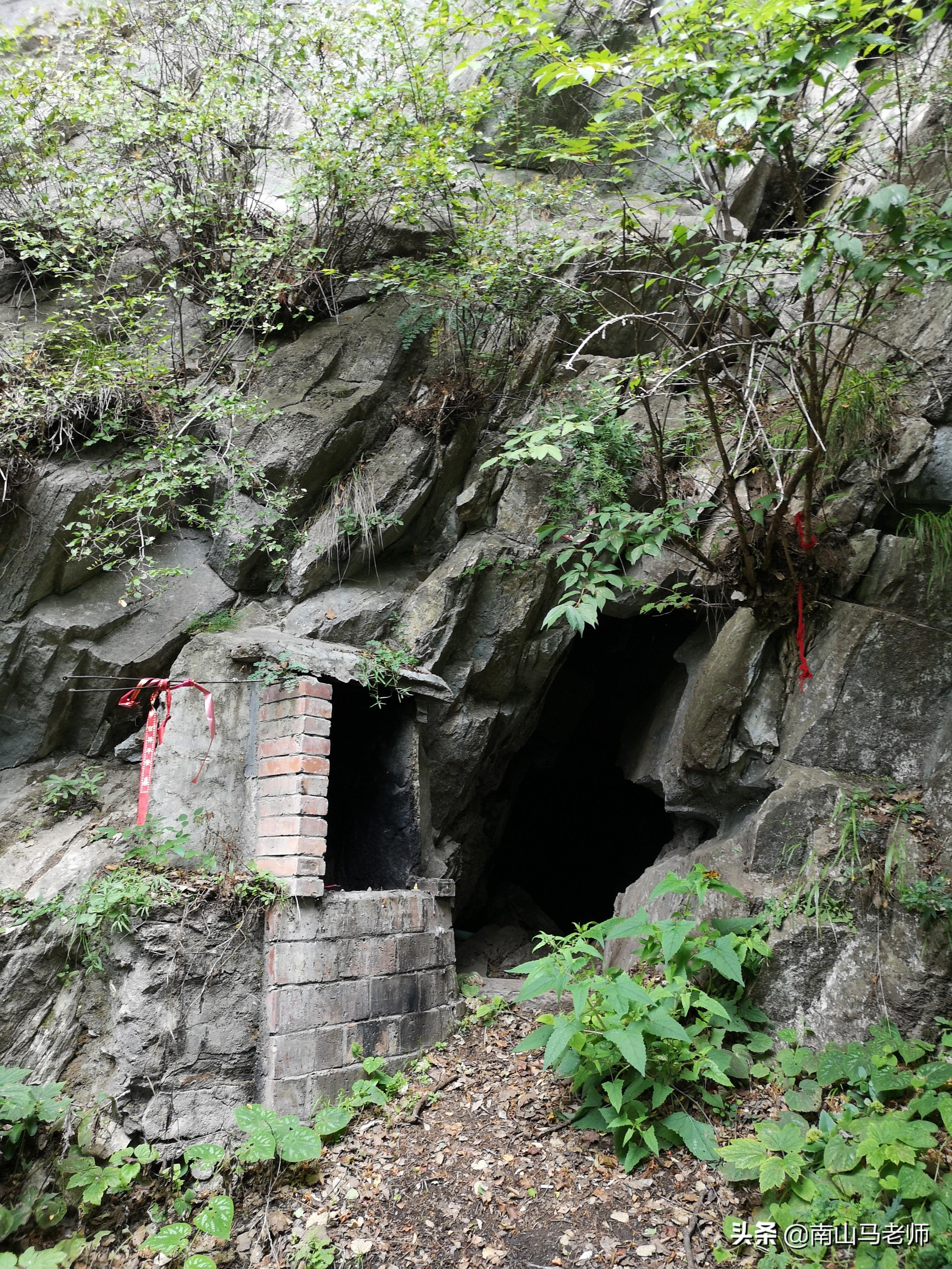 秦岭北麓最神秘的十个山洞冬暖夏凉的神仙洞府让驴友流连忘返