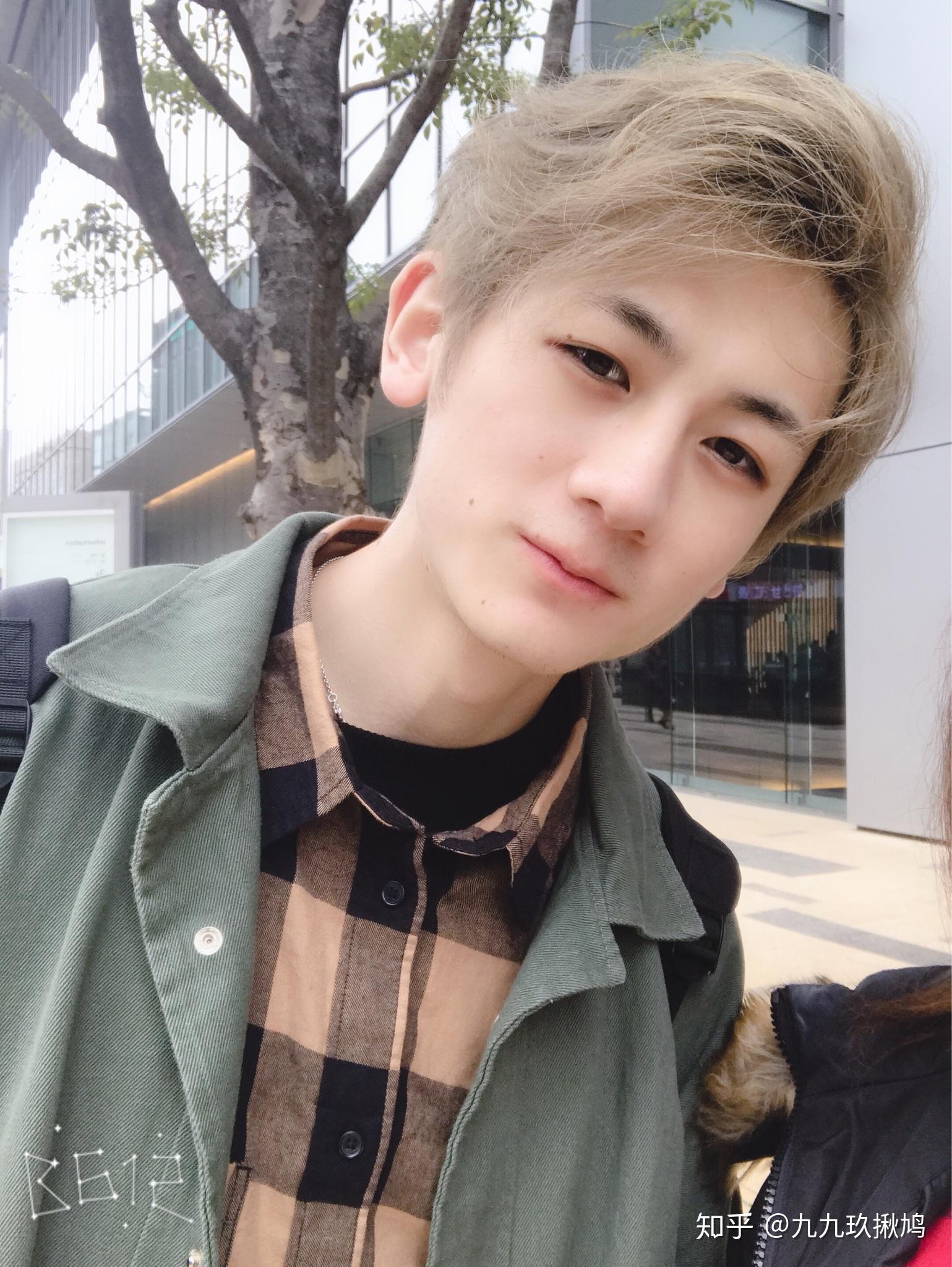 有个比自己穷的大男子主义男友是怎样的体验