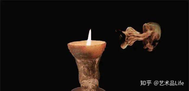 以人鱼膏为烛度不灭者久之