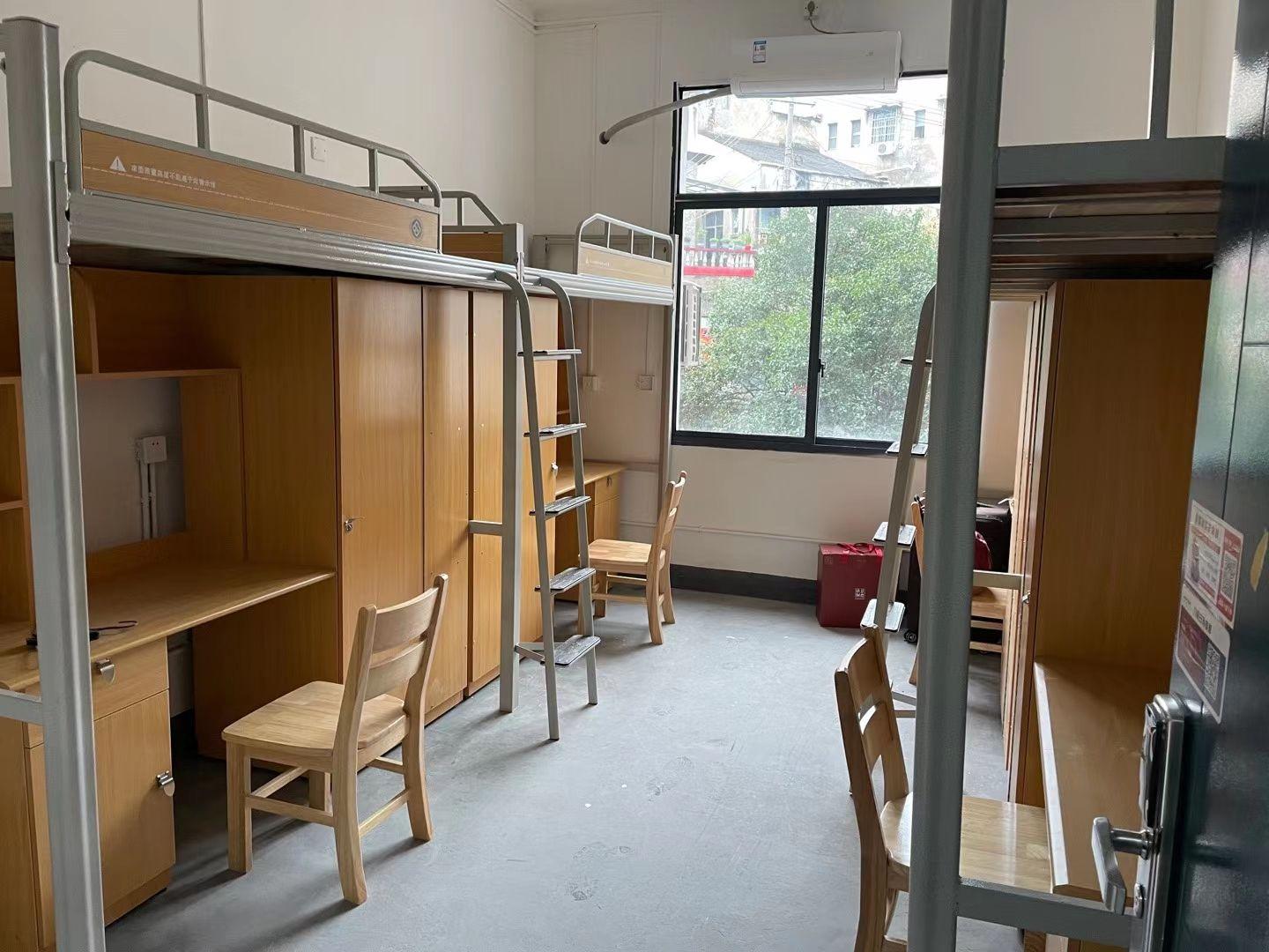 中南大学宿舍条件图片