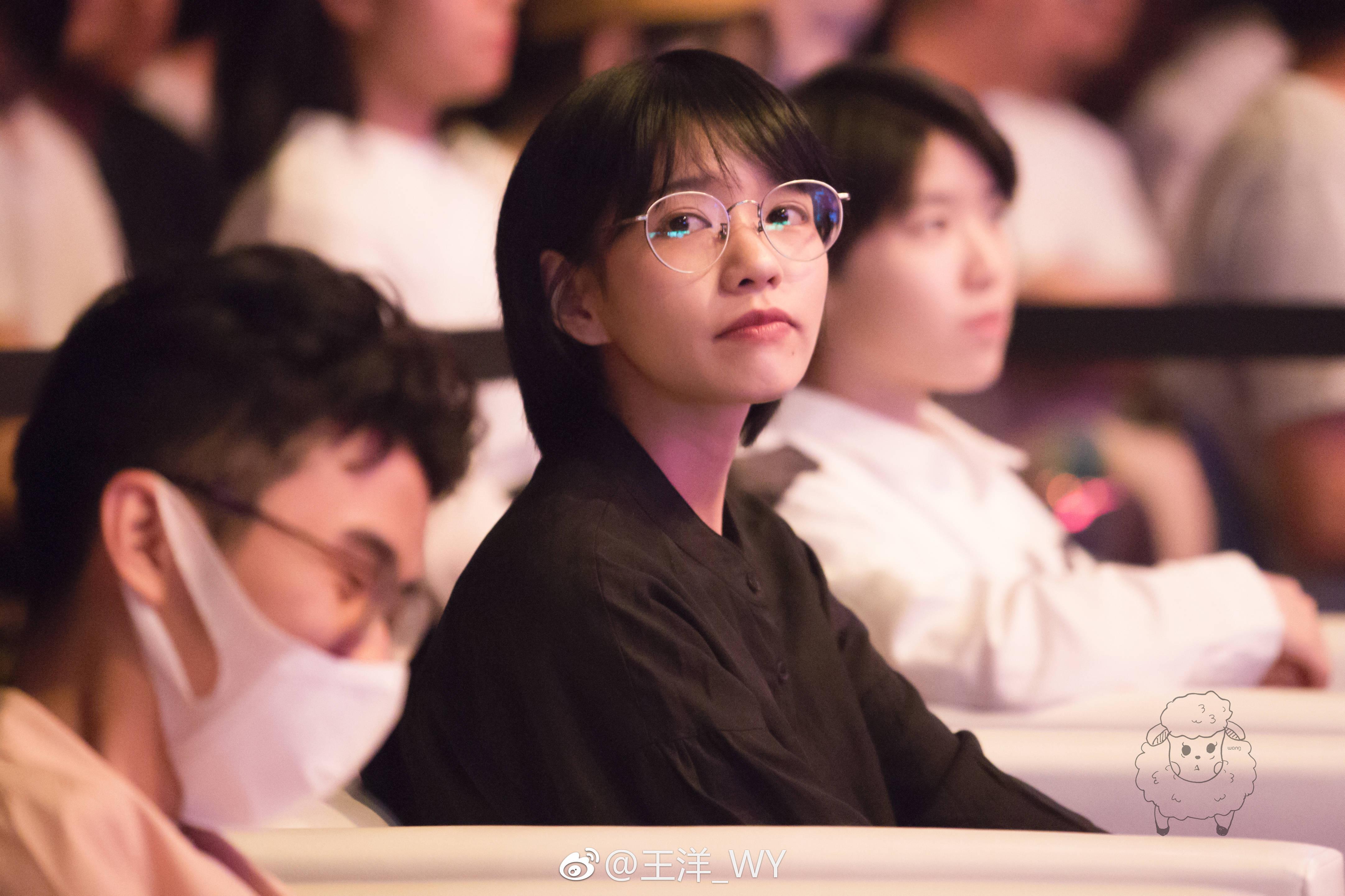 你们怎样评价房东的猫主唱王心怡的颜值呢? - 知乎