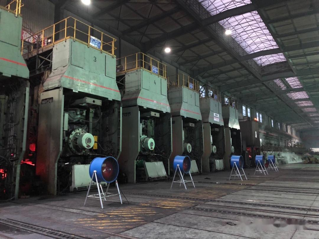 热轧机液压油体系必备：防震橡胶膨胀节怎么看护要害管道？