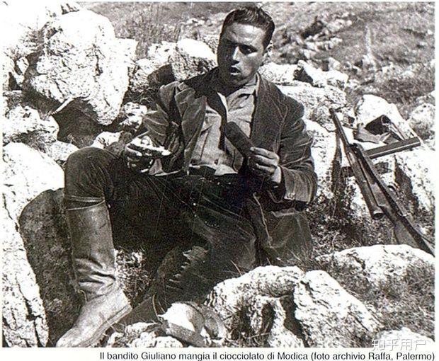 教父2西西里人中的吉里安诺原型是谁?