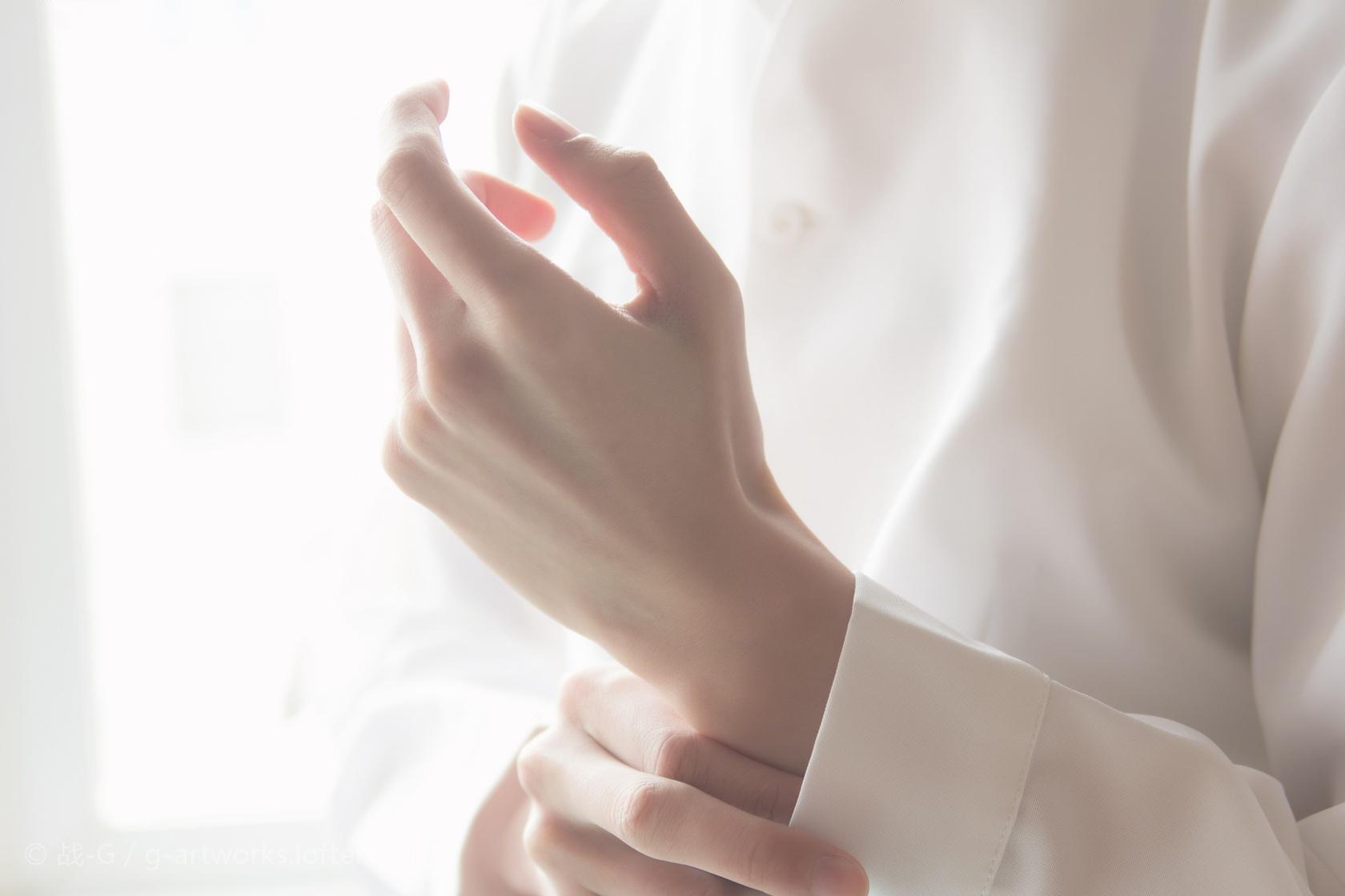 有没有超级好看的手控福利的壁纸呀