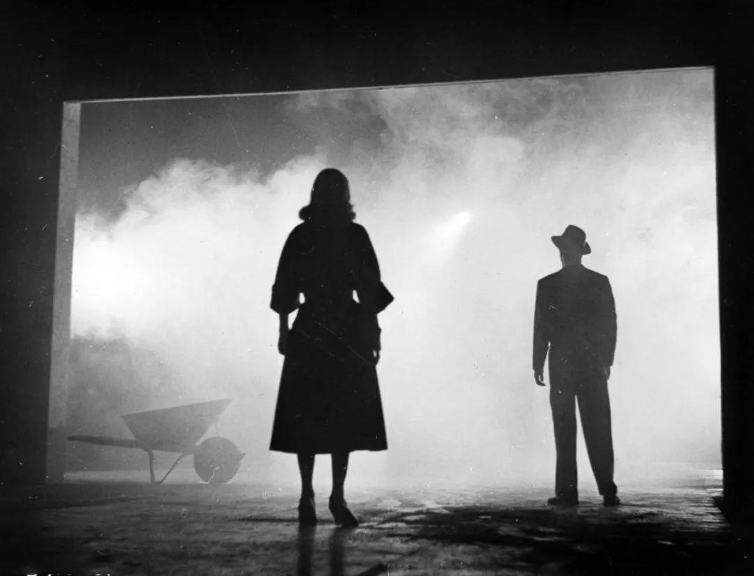 都8102年了怎么还有人拍黑白电影