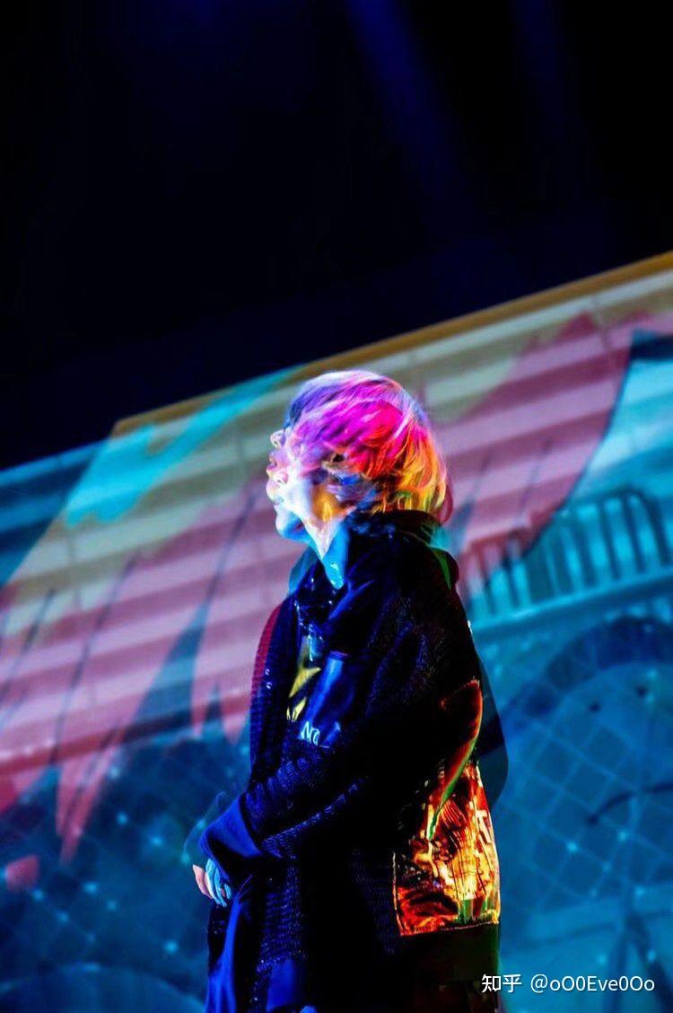 有没有关于日本唱见eve的头像? - 知乎