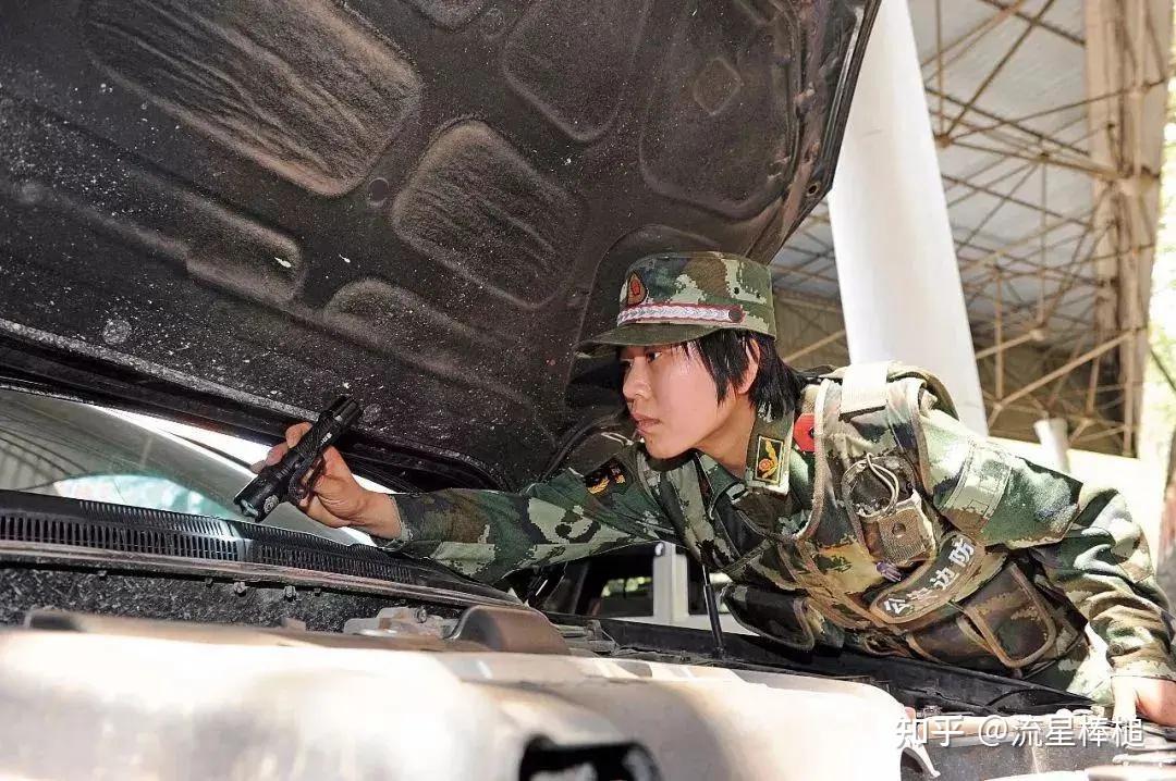 一名驻外武官的转业之路