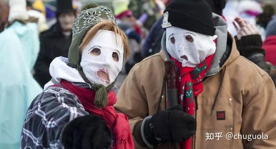 纽芬兰人过圣诞节,会有别开生面的mask mummer化妆表演,胆子小的人还