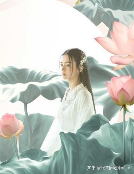 木村光希露面吴亦凡直播会,淡妆配白裙优雅大方,高颜值cp真养眼