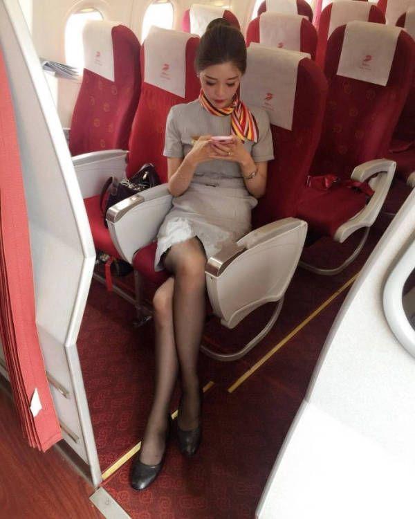 乌克兰一航空公司空姐将穿运动鞋上班有哪些便利之处空姐上班穿运动鞋