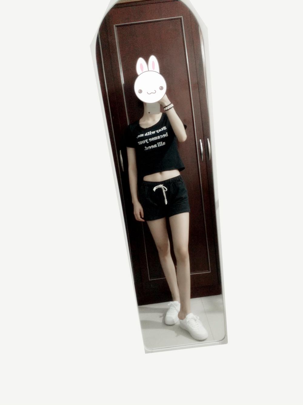 为什么对着镜子自拍腿会显的短