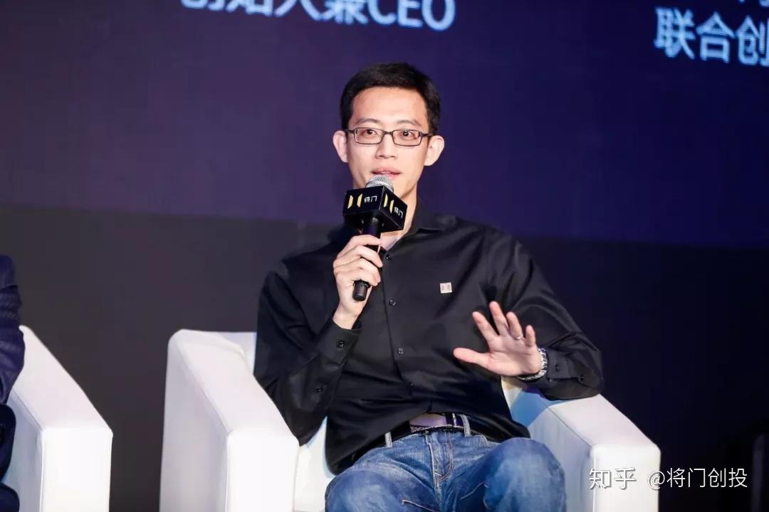 智能零售环节的嘉宾包括万达集团副总裁朱战备先生;可口可乐大中华及