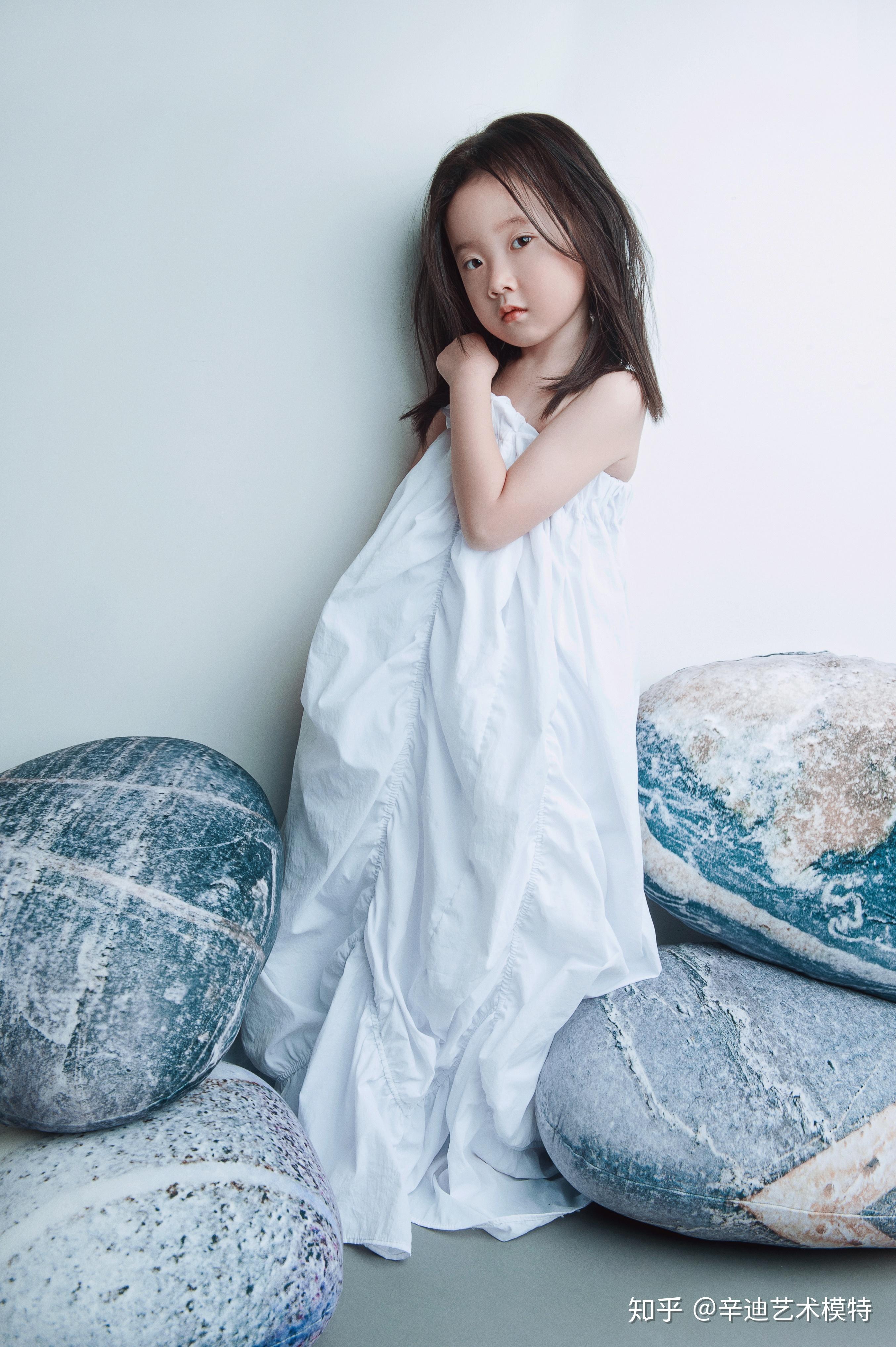 童模赛事辛迪童模迎战2019ikmc国际少儿模特大赛全国总决赛