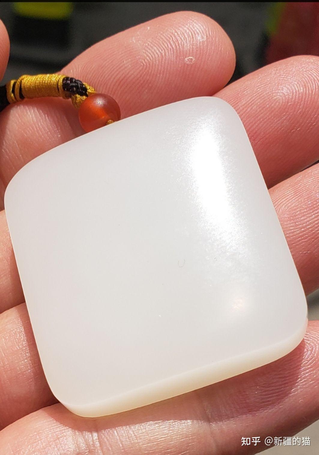 和田玉青海料和俄料哪个好?