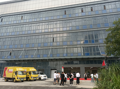 v2-04ed7d995a8c73e19fd67e438ed05b34_1440w.jpg?source=172ae18b