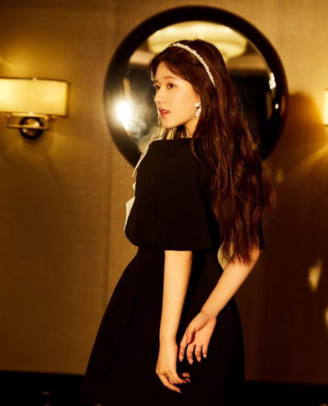 赵露思有哪些出圈神图? - 知乎