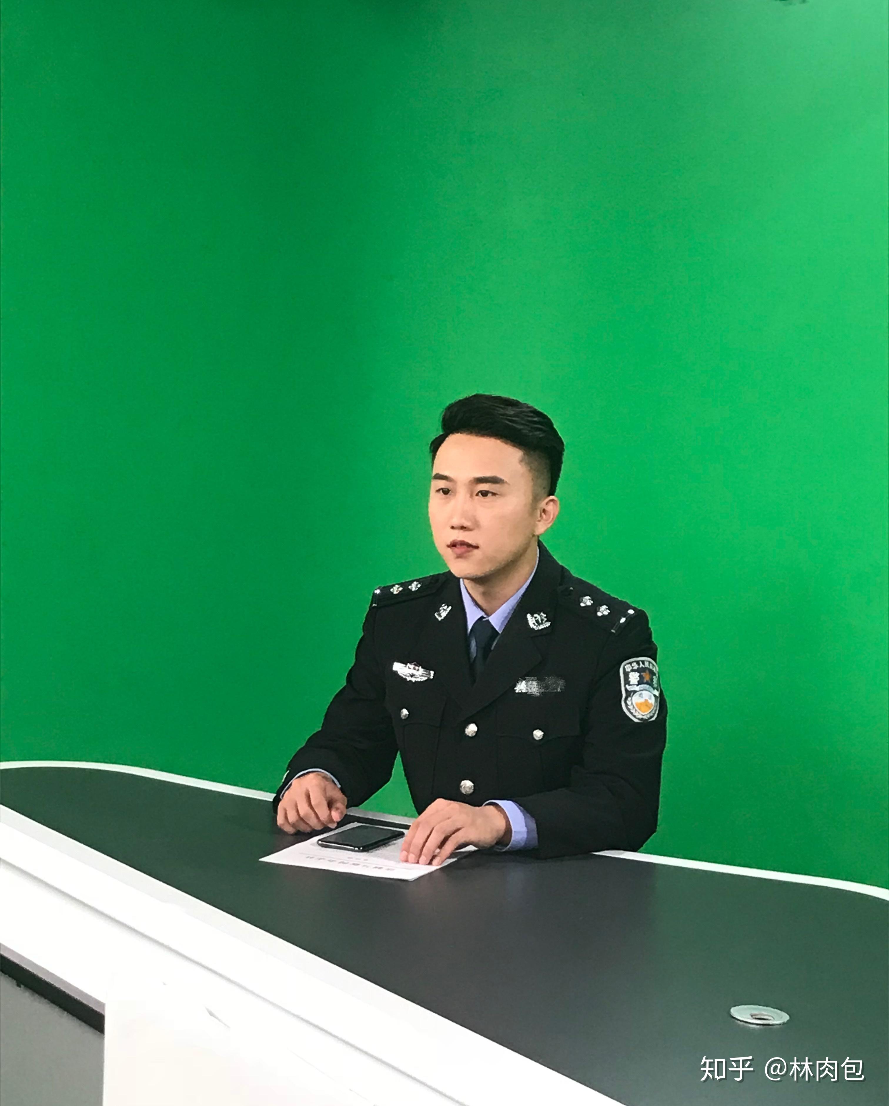 如何找到警察男朋友