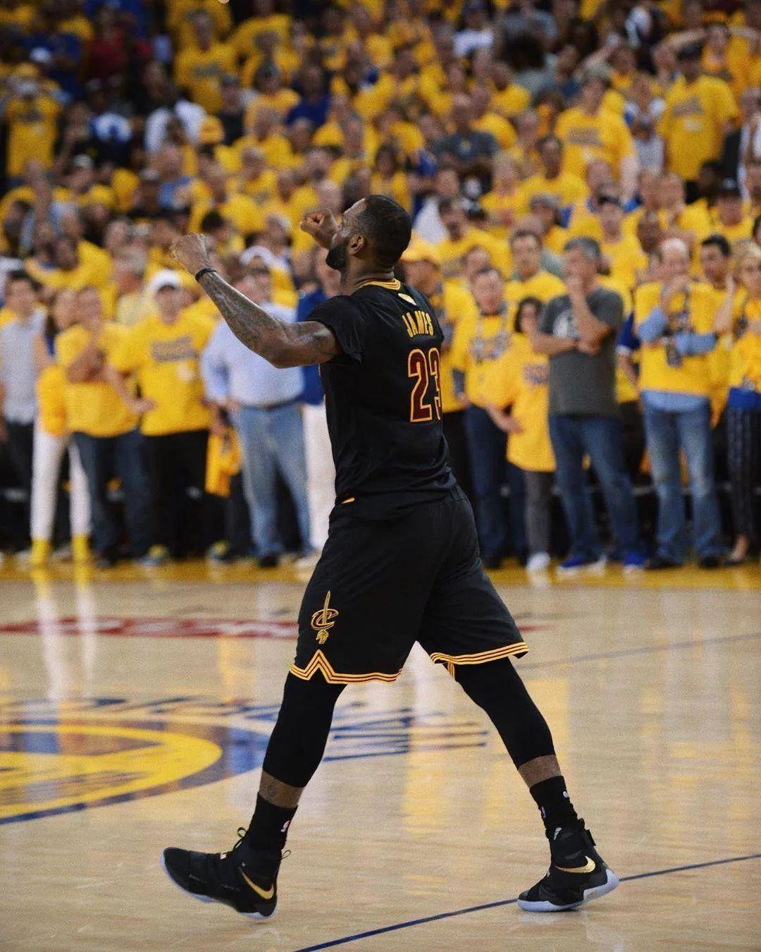 詹姆斯士兵14实拍图曝光!配置不够配色凑? - 知乎