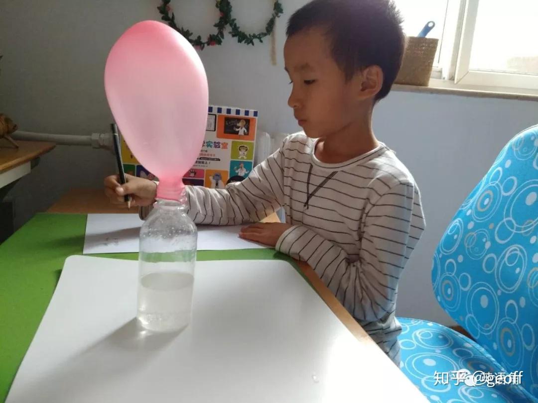 你如何评价《STEM-神奇的家庭科学实验室》