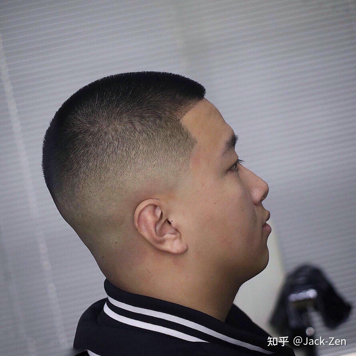 大头方脸的发型(男生)? - 知乎