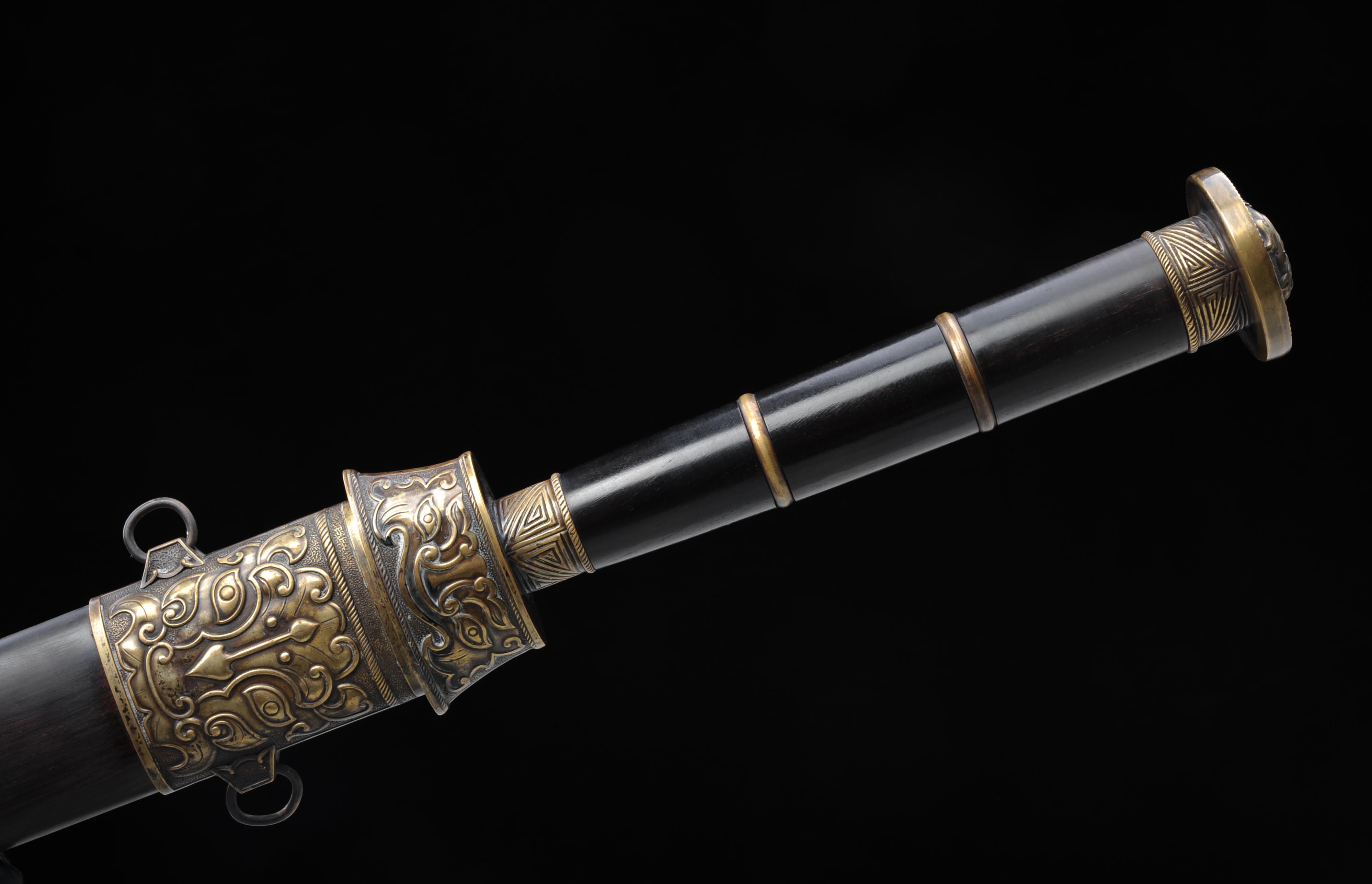 越剑全长:80cm刃长:60cm柄长:20cm刃宽:3.9cm刃厚:1.