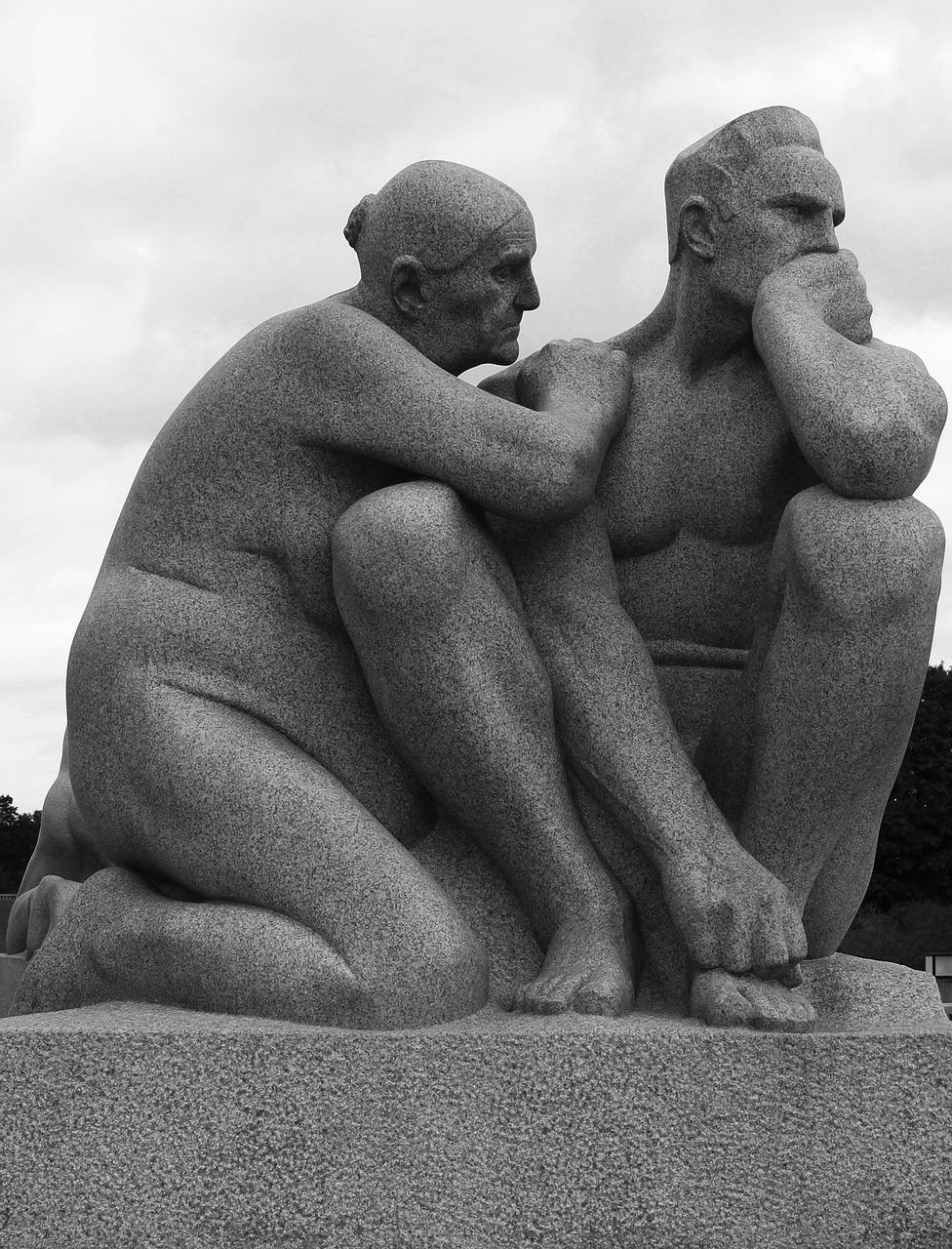 2. 雕塑艺术投资