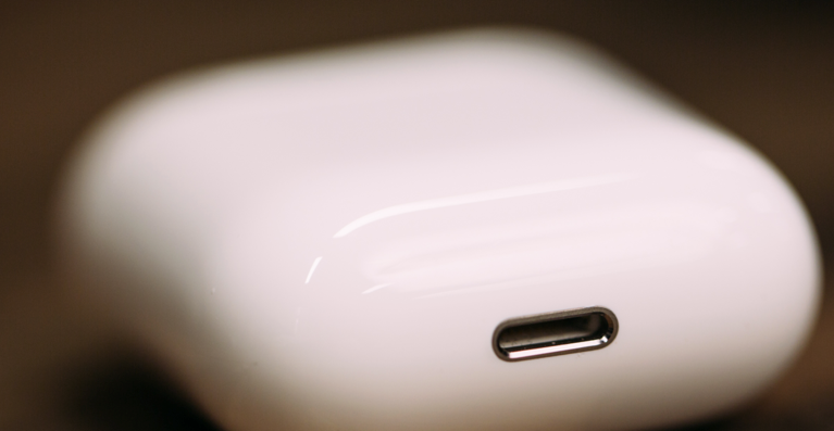 小豆芽背后苹果打着什么主意?