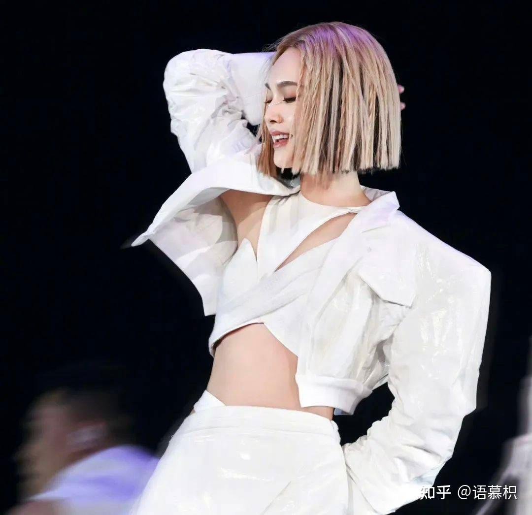 我喜欢范丞丞蔡徐坤黄明昊邓伦刘昊然张新成严浩翔,哪些值得追?