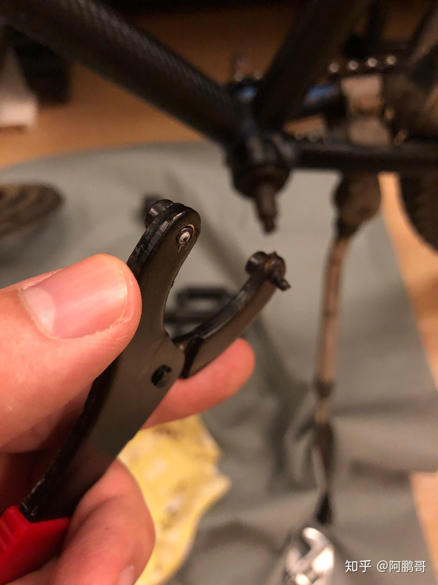 老式自行车中轴用什么工具拆卸? - 知乎