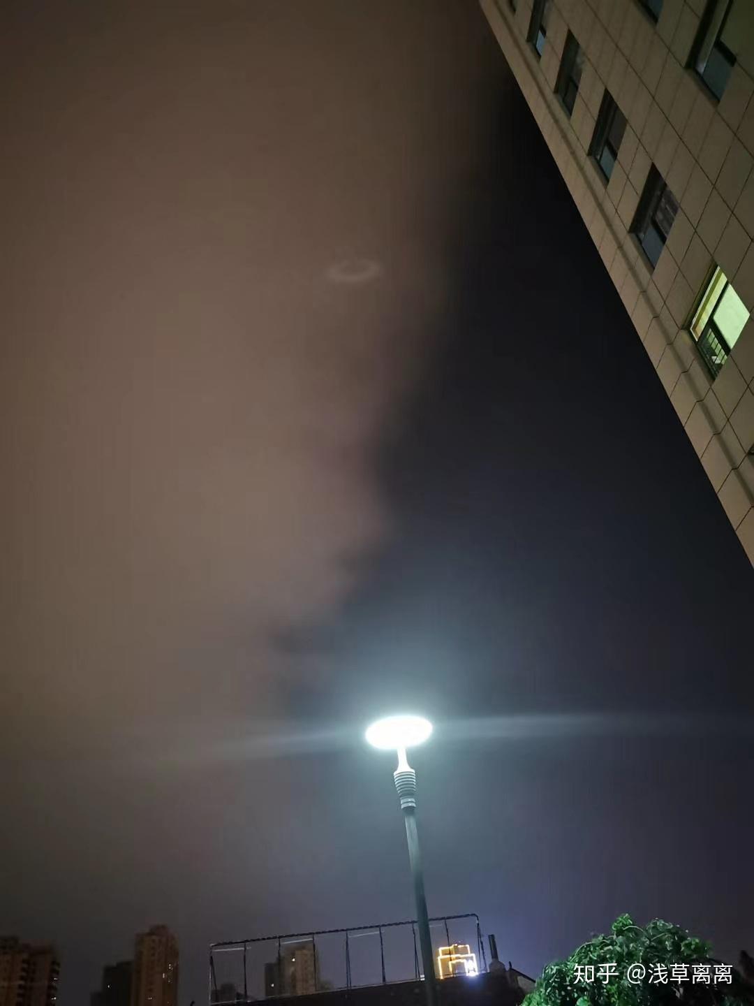 如何看待波兰男子野外意外拍下ufo照片可能是真的吗