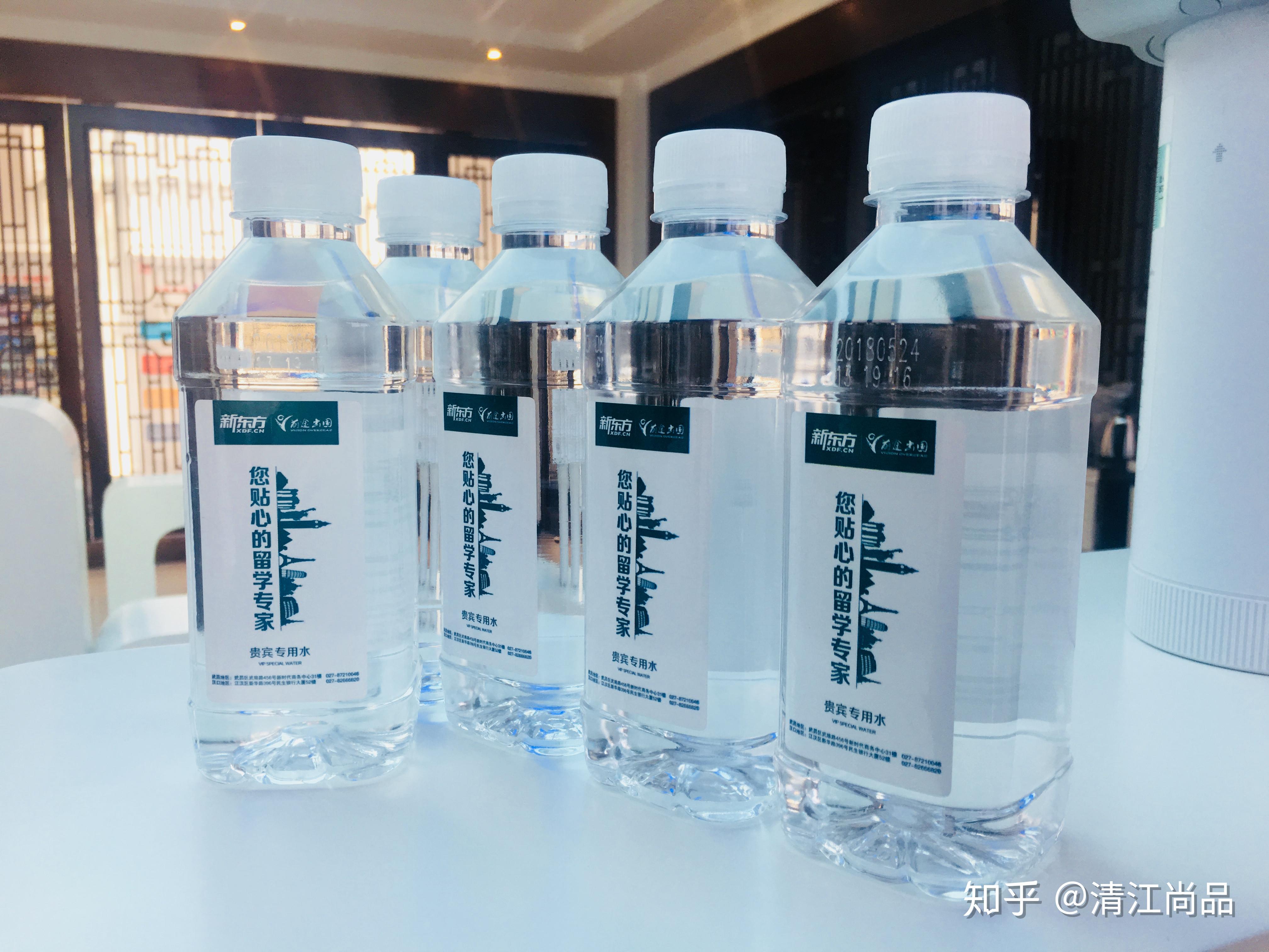 定制瓶装水因何能成企业新宠瓶装水定制引领体验式视觉营销