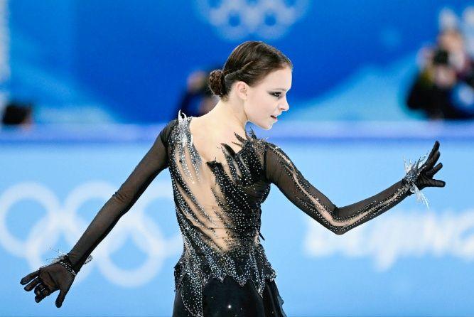 可以分享一些花样滑冰运动员的美图吗? - 知乎