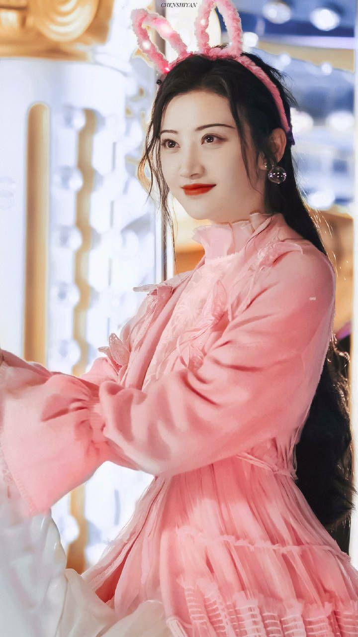 不知大家有没有司藤景甜的高清旗袍图片可否分享下